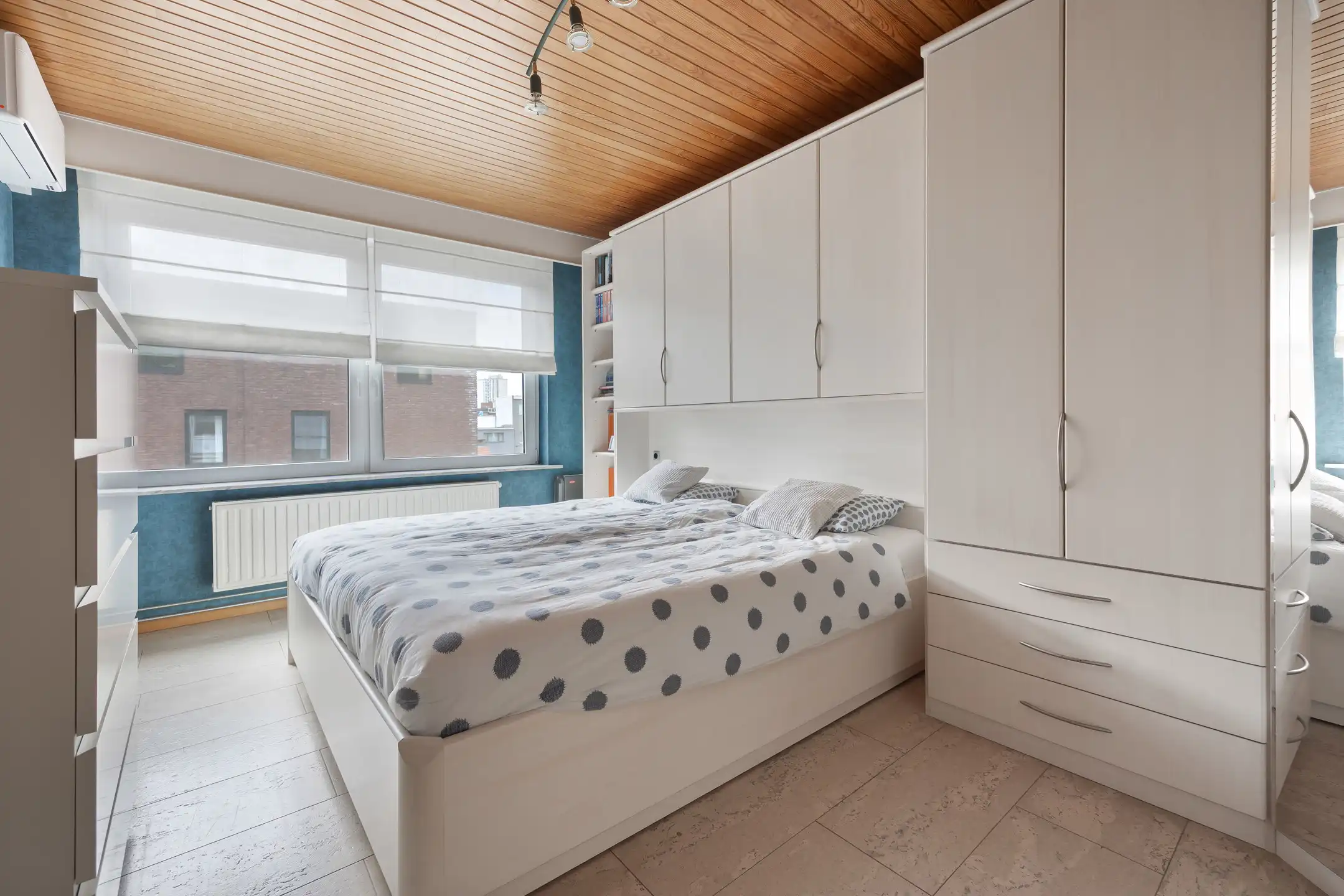 goed verzorgde woning met 3 slaapkamers , garage en terras foto 20