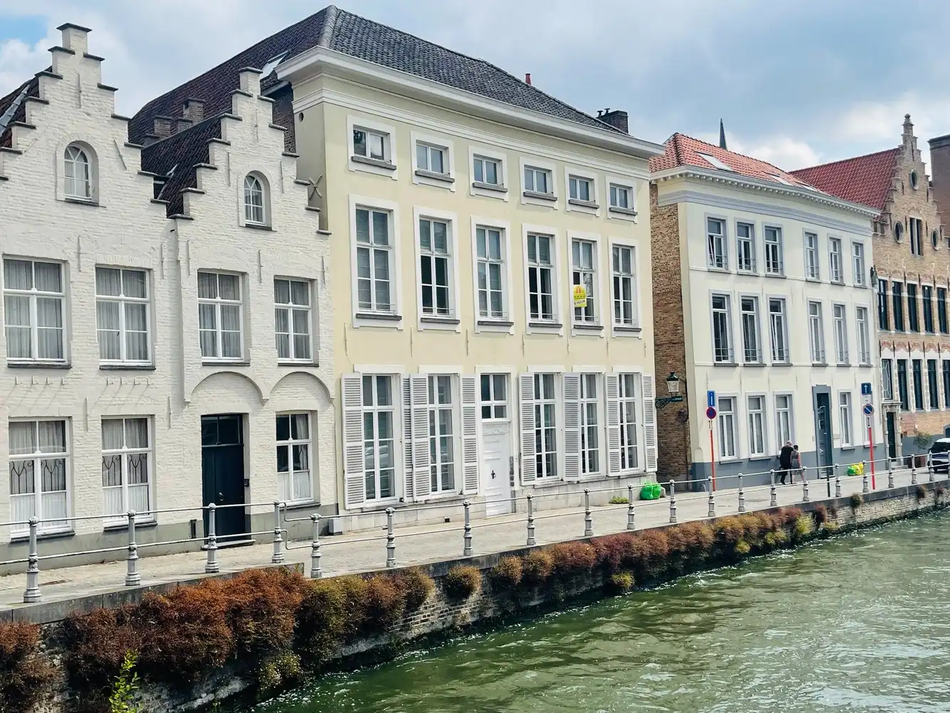 Brugge, aan de SINT-ANNAREI ,  PRACHTIG&nbsp; APPARTEMENT in een herenhuis  Living 60 m² met  mezzanine van 50m² + 2 Slaapkamers, foto 15