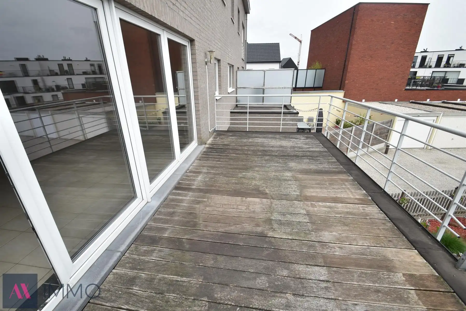 Centraal gelegen 1-slpk-apt met groot terras van 20 m², lift, vrij vanaf 01/12 foto 13
