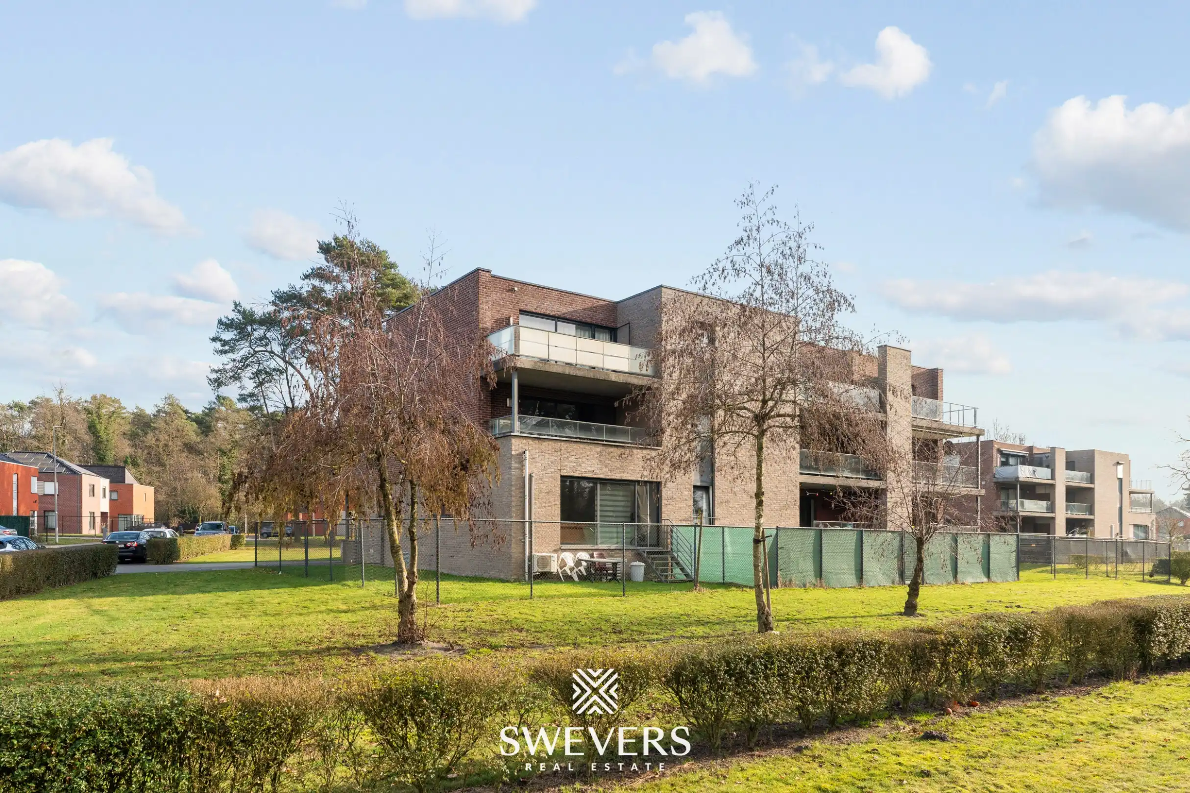Ruim instapklaar appartement met 3 slaapkamers, zonnig terras en ondergrondse parking te Genk (EPC: A) foto 27