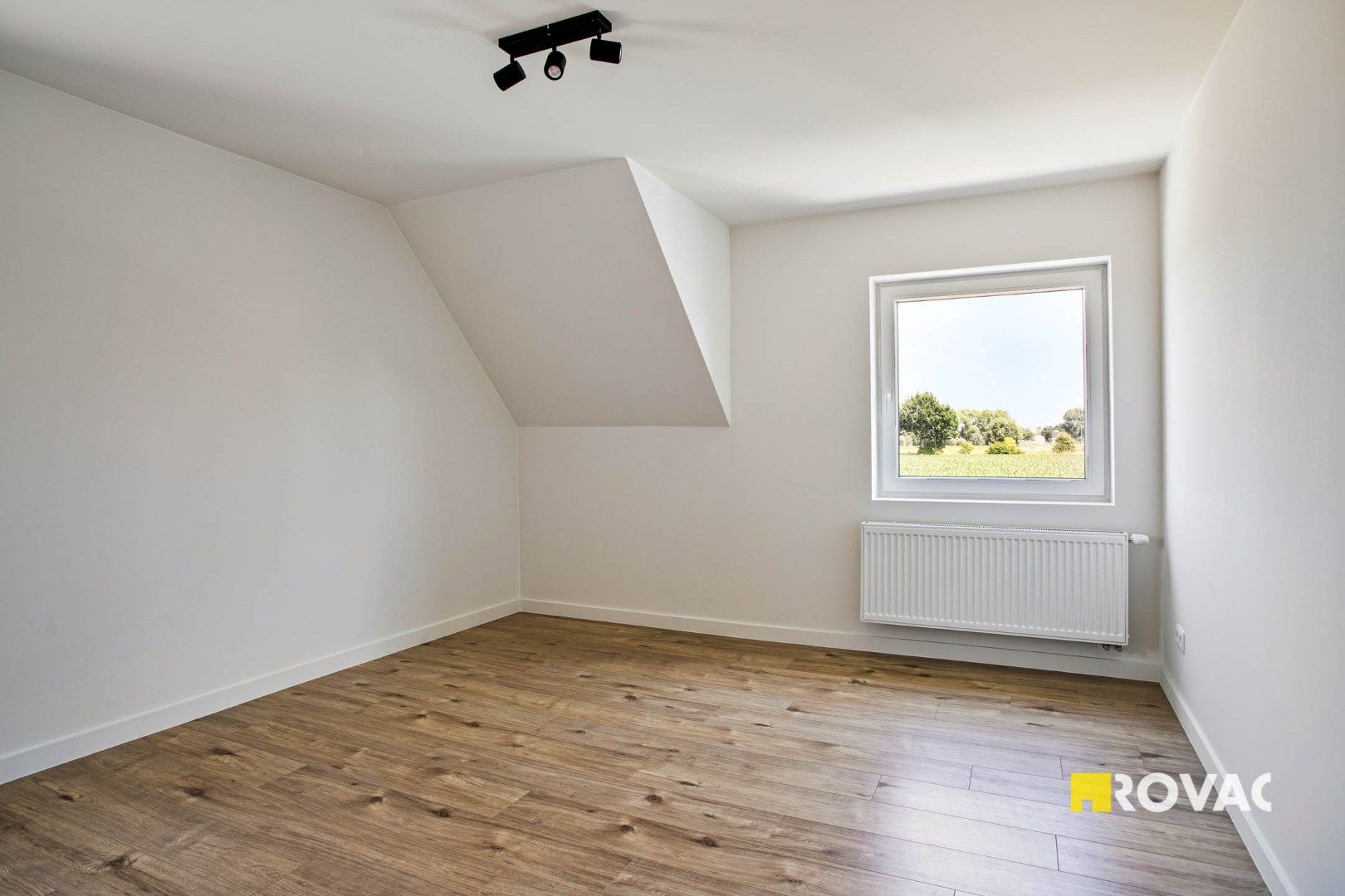 Kwalitatief gerenoveerde HOB in het landelijke Beitem/Roeselare foto 18