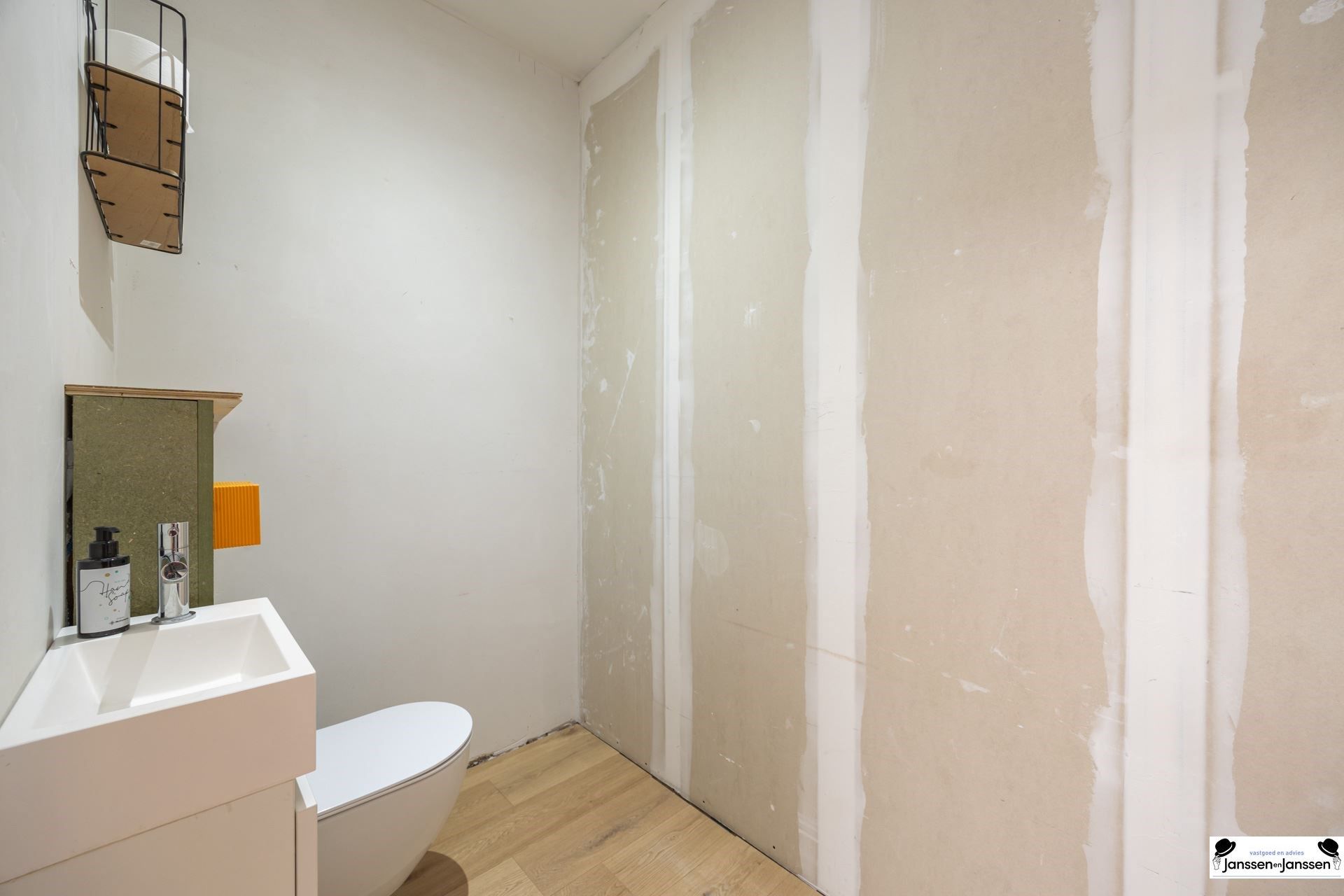 Charmante Woning met Historische Charme in Kapellen foto 20