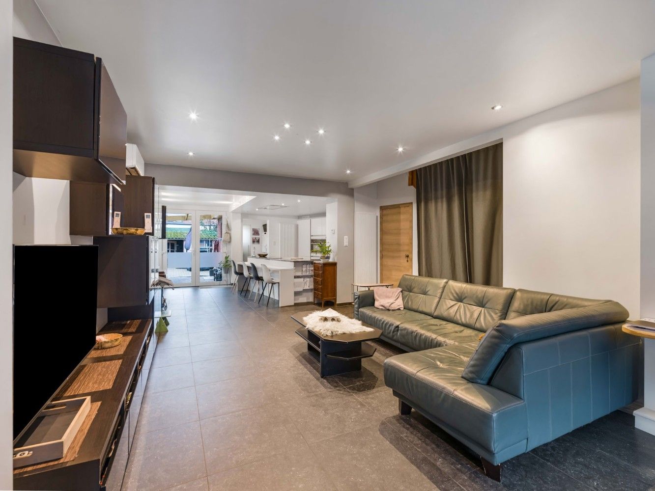 Ruime, instapklare woning met 3 à 4 slpk., inpandige garage en tuin foto 4