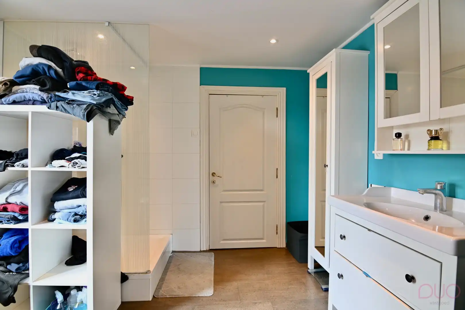 Charmante rijwoning met stadstuin, centraal gelegen in Landen foto 16