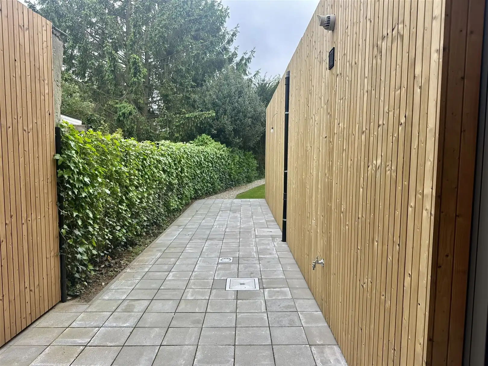 Instapklare gezinswoning te huur met tuin nabij het station foto 16