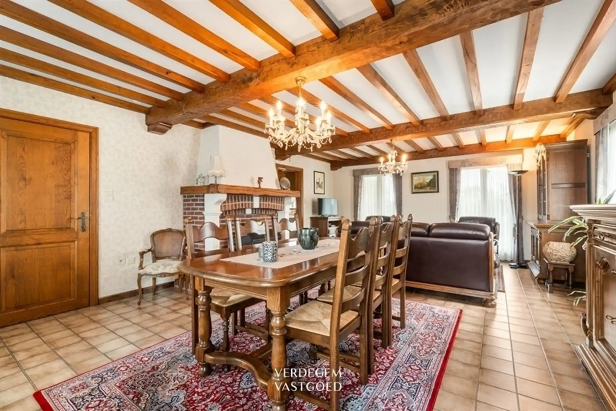 Karaktervolle villawoning op uitzonderlijk perceel van 6.639m² foto 8