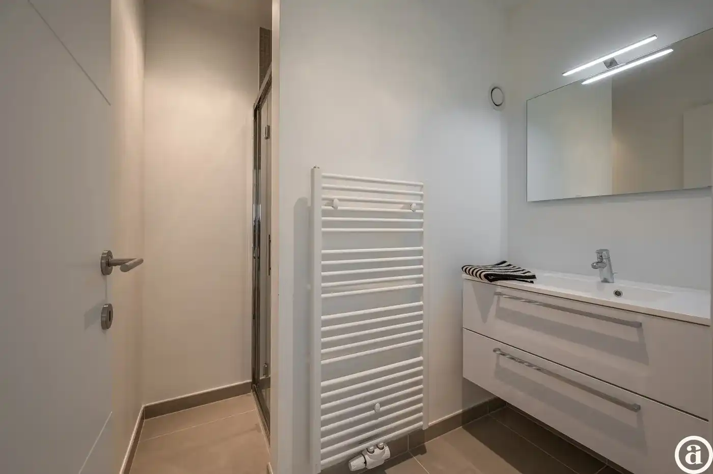 Prachtige, lichtrijke woning in hartje Zoute.  foto 19