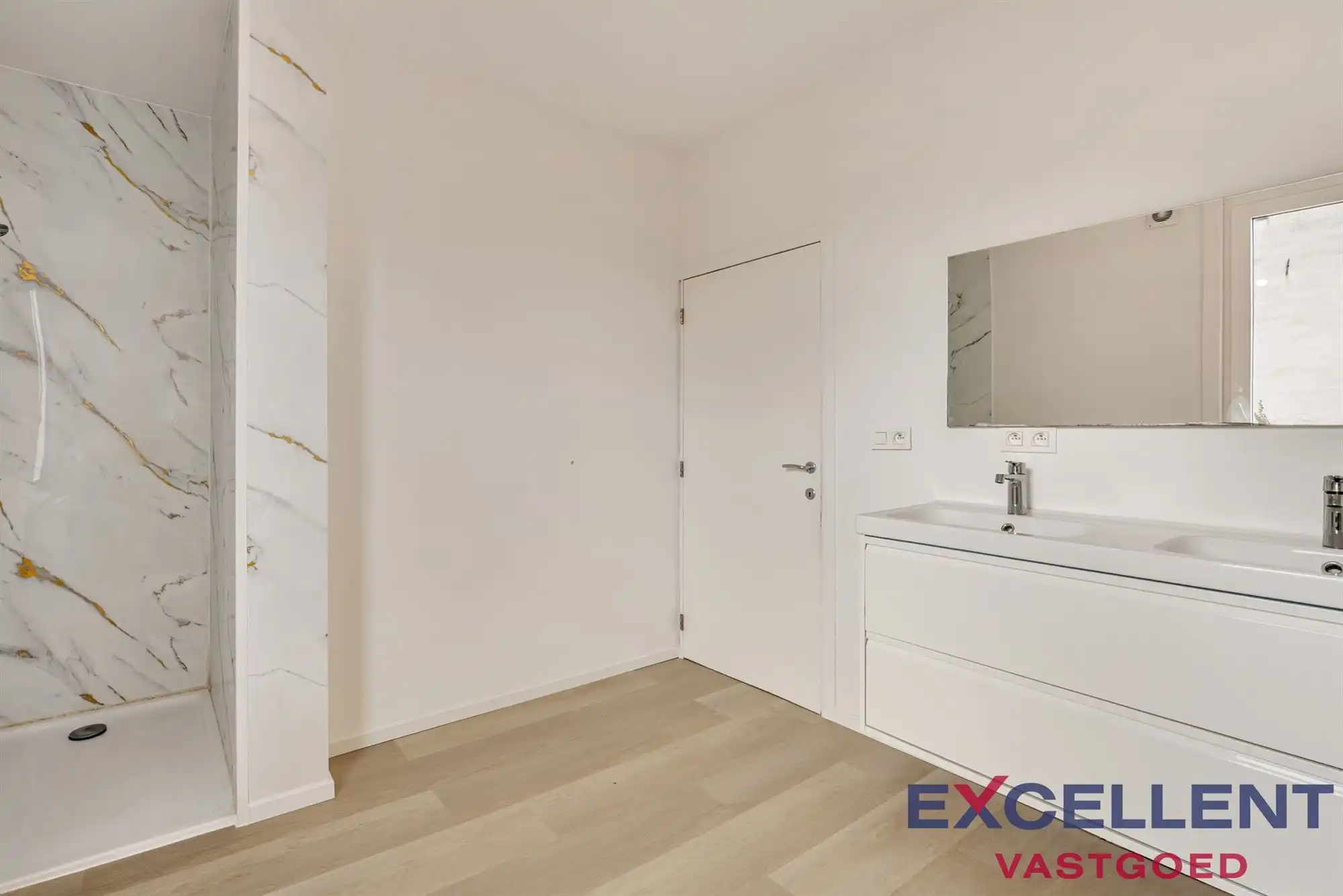 Gezellige instapklare woning centrum Deinze foto 10