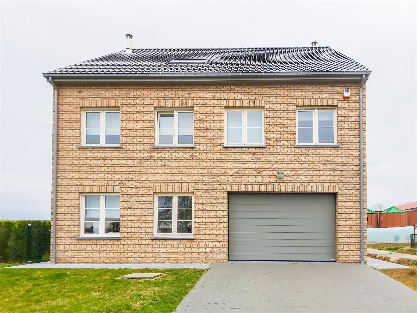 Villa te huur foto {{pictureIndex}}