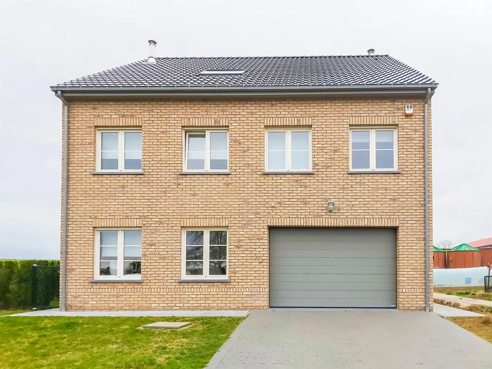 Villa te huur foto {{pictureIndex}}