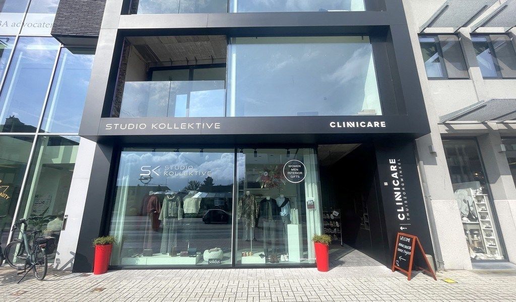 Nieuwbouw winkelruimte te huur aan N70 in Beveren foto 2