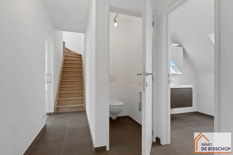 Prachtig duplex appartement met 3 slaapkamers, 2 badkamers en mooi zonneterras foto 2