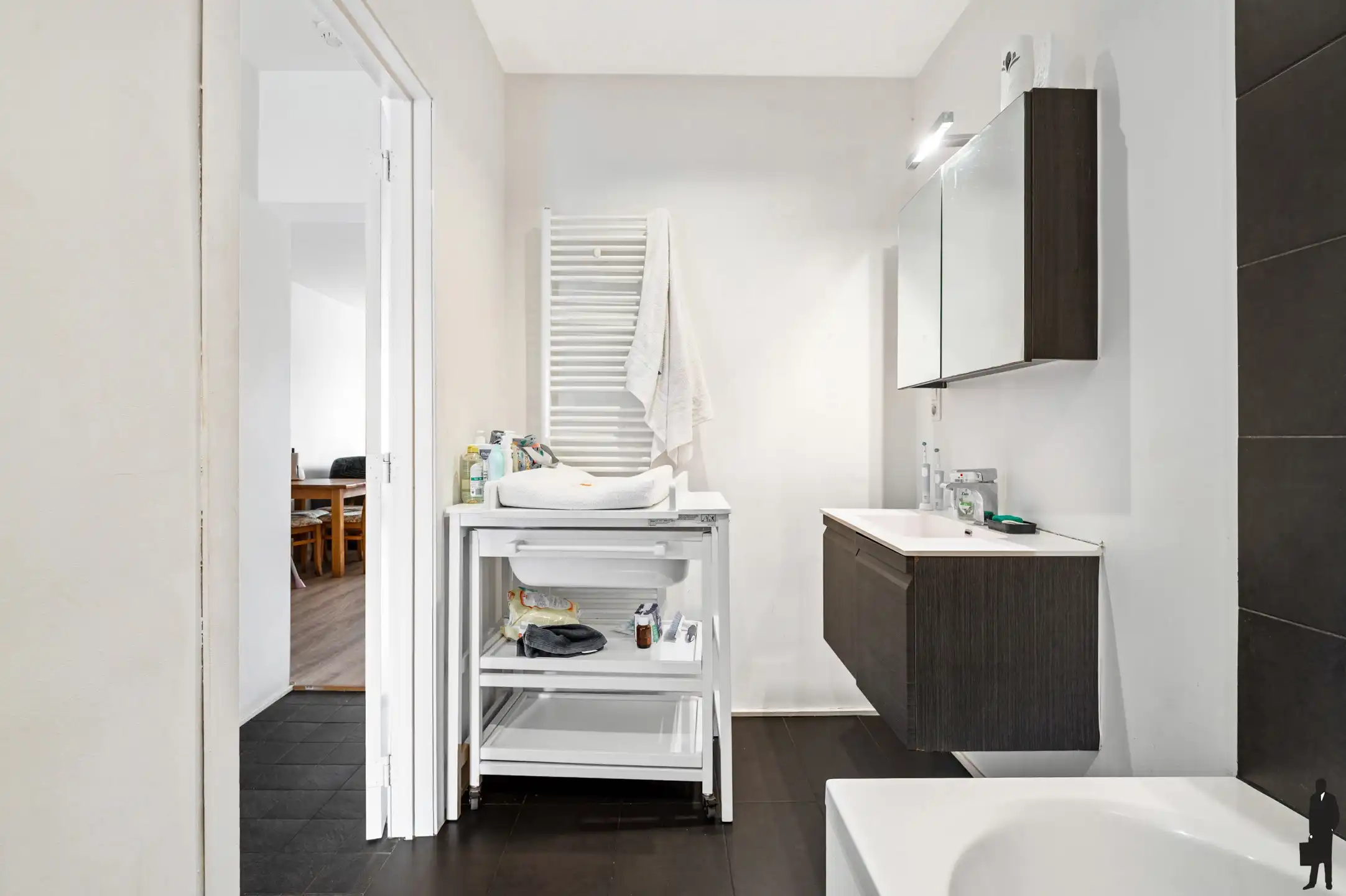 Instapklaar 1-slaapkamer appartement op centrale locatie! foto 7