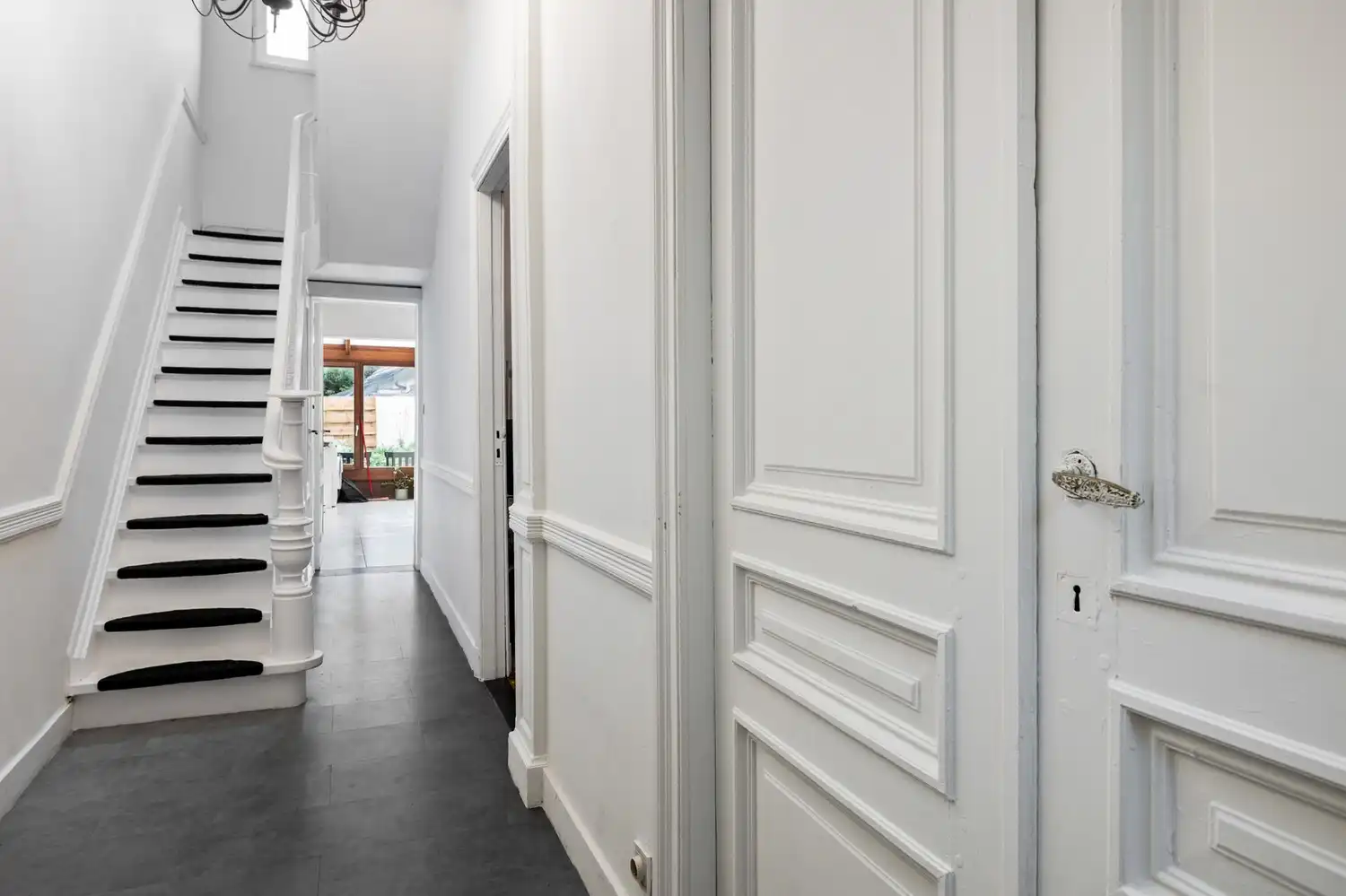 Instapklare woning met 3 slpkrs te Edegem foto 2