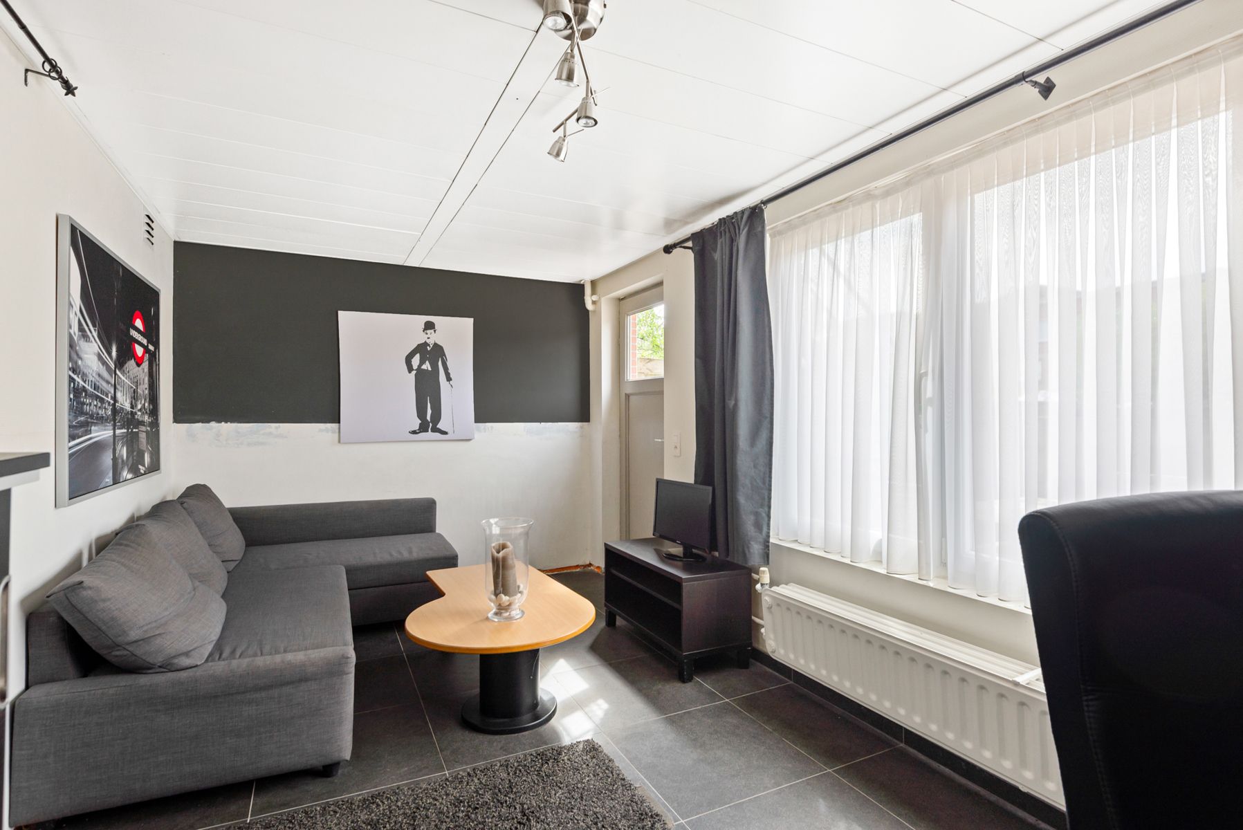 Functionele beletage met ruime vierde kamer / studio op gelijkvloers. foto 13
