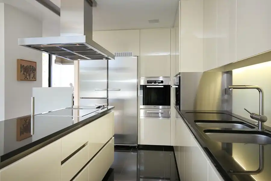 LUXUEUS AFGEWERKT, RIANT PENTHOUSE MET UITSTRALING EN ROYAAL ZONOVERGOTEN TERRAS van 167 m² foto 13