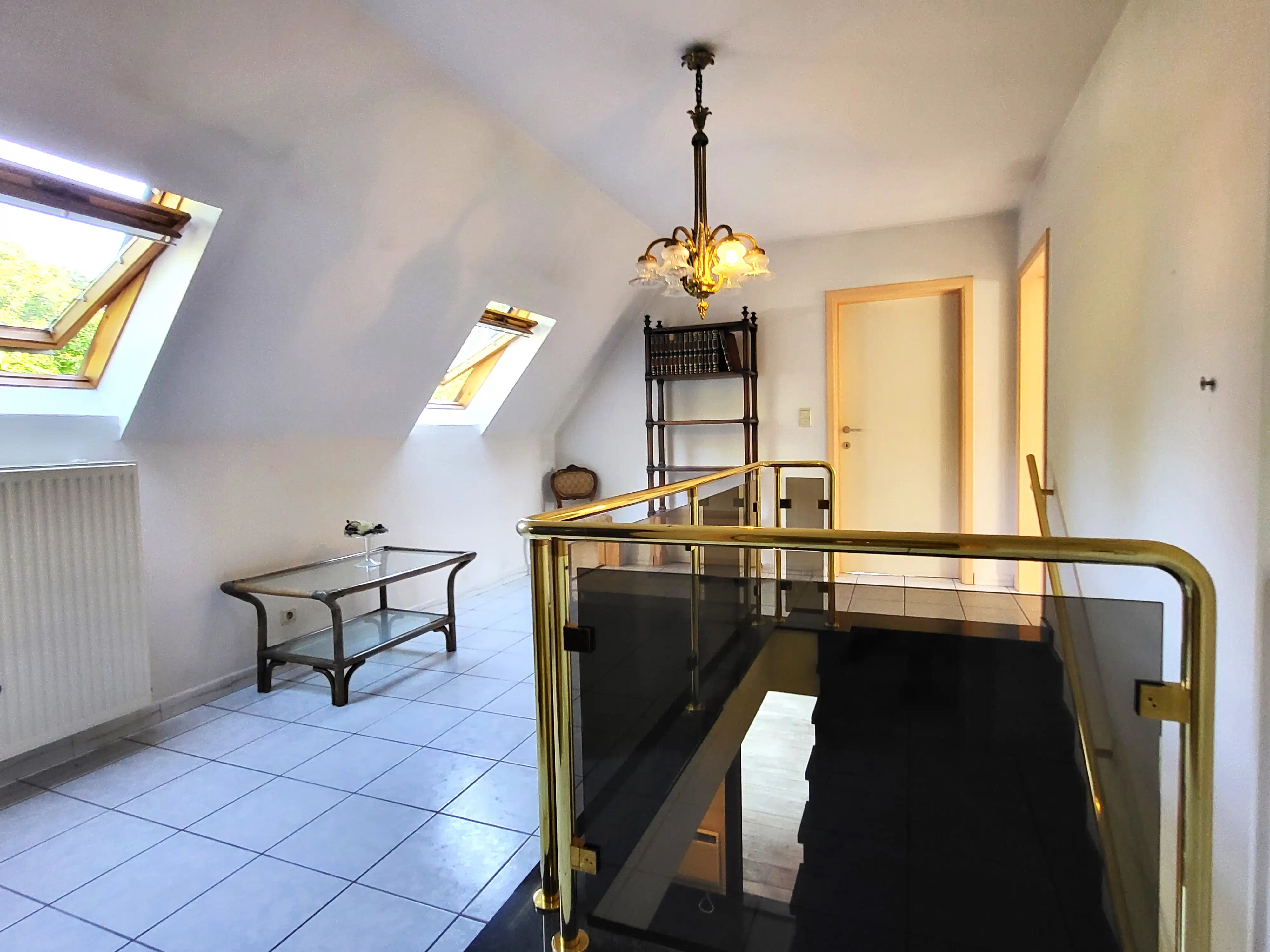 Exclusieve villa in pittoresk Roborst met vrij uitzicht op een bosgebied, zwembad en 4 garages.  foto 38