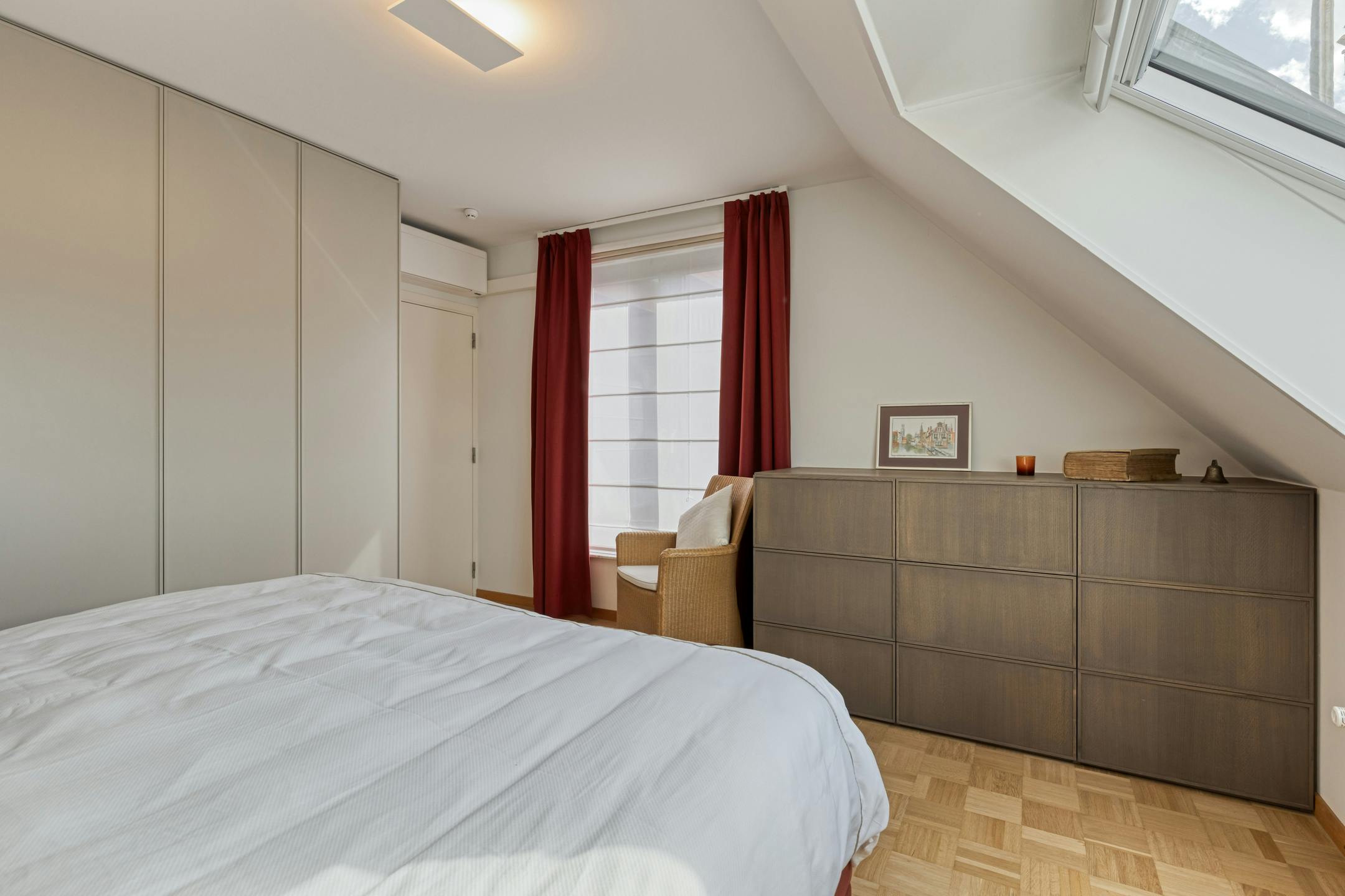 Duplex appartement van ca 142m² te koop in Antwerpen centrum foto 11
