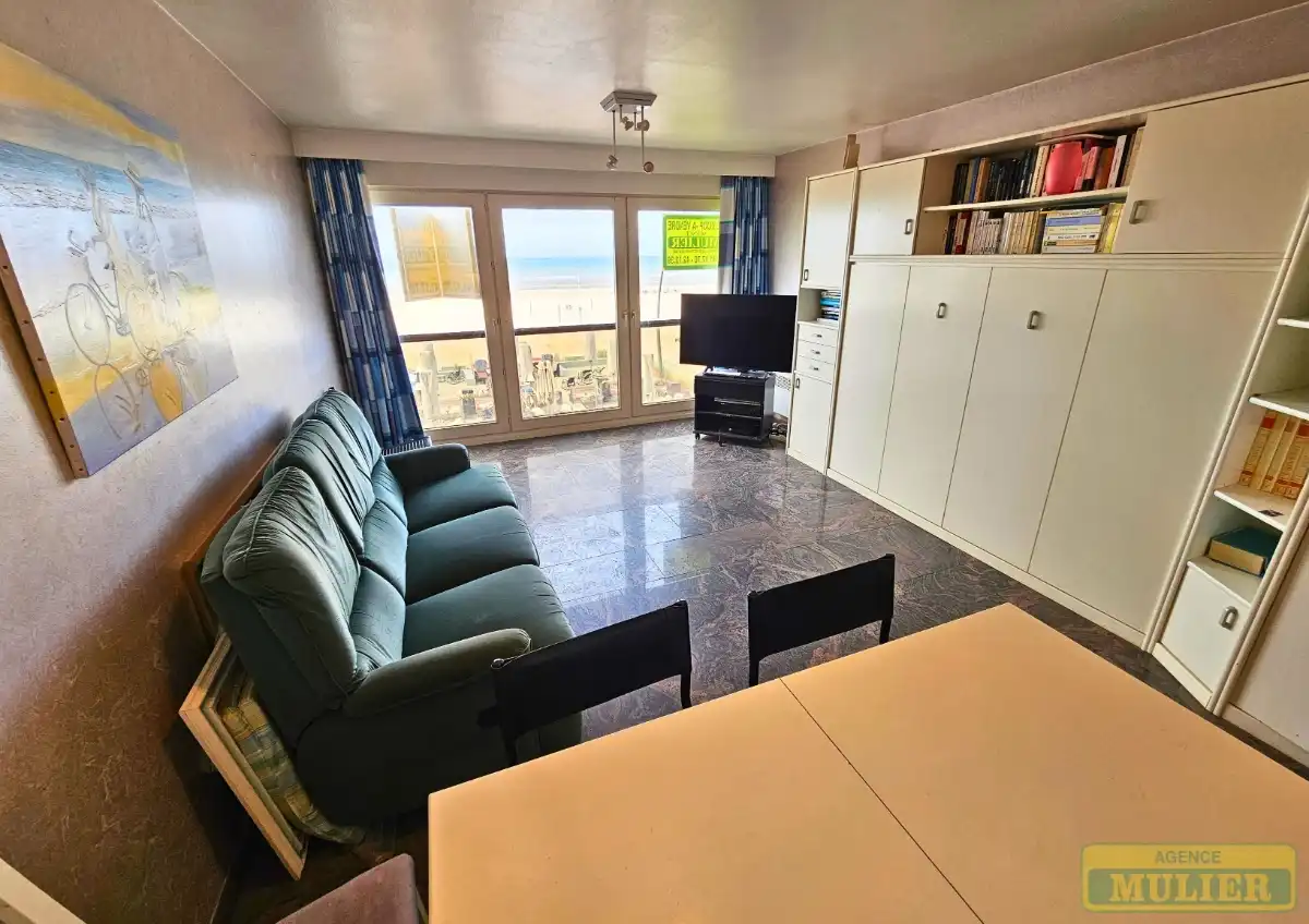 Appartement te koop foto {{pictureIndex}}