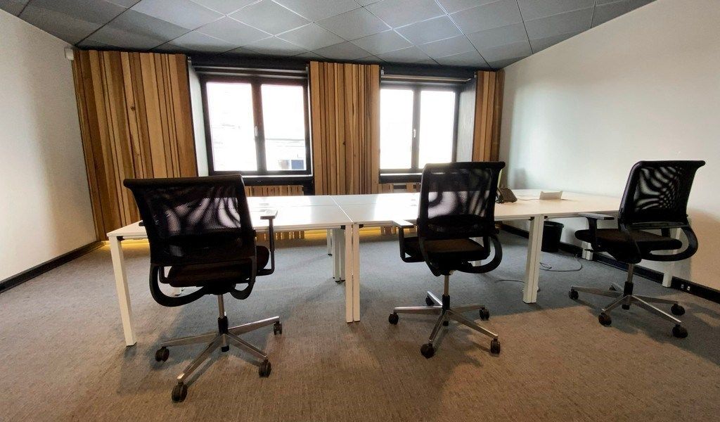 Ingedeeld kantoor te huur vlakbij het station Gent-Dampoort foto 5