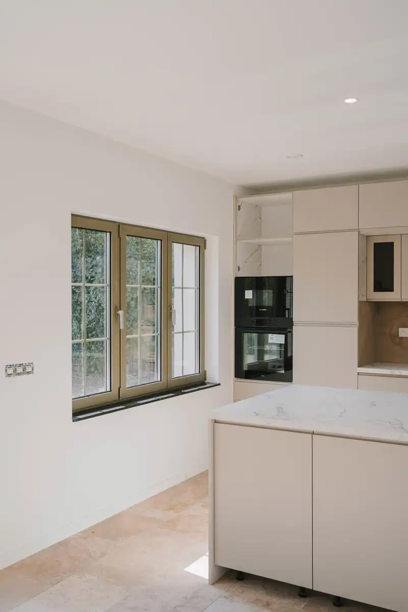 Prachtige, kwalitatief gerenoveerde villa op toplocatie foto 8
