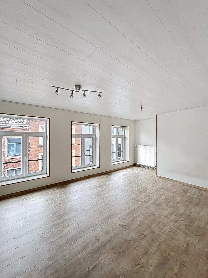 Charmant pand met handelsruimte en woonst in hartje Tienen foto 17