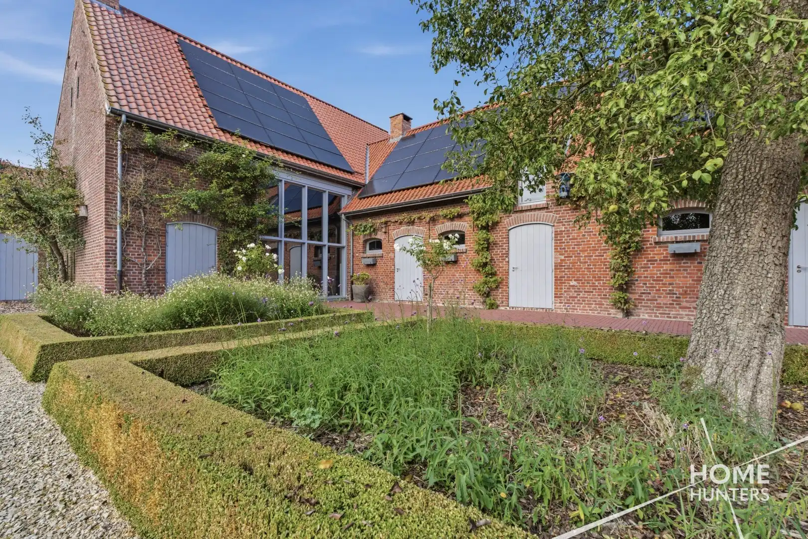 Exclusief luxedomein op 10.000 m² in het landelijke Heuvelland foto 39
