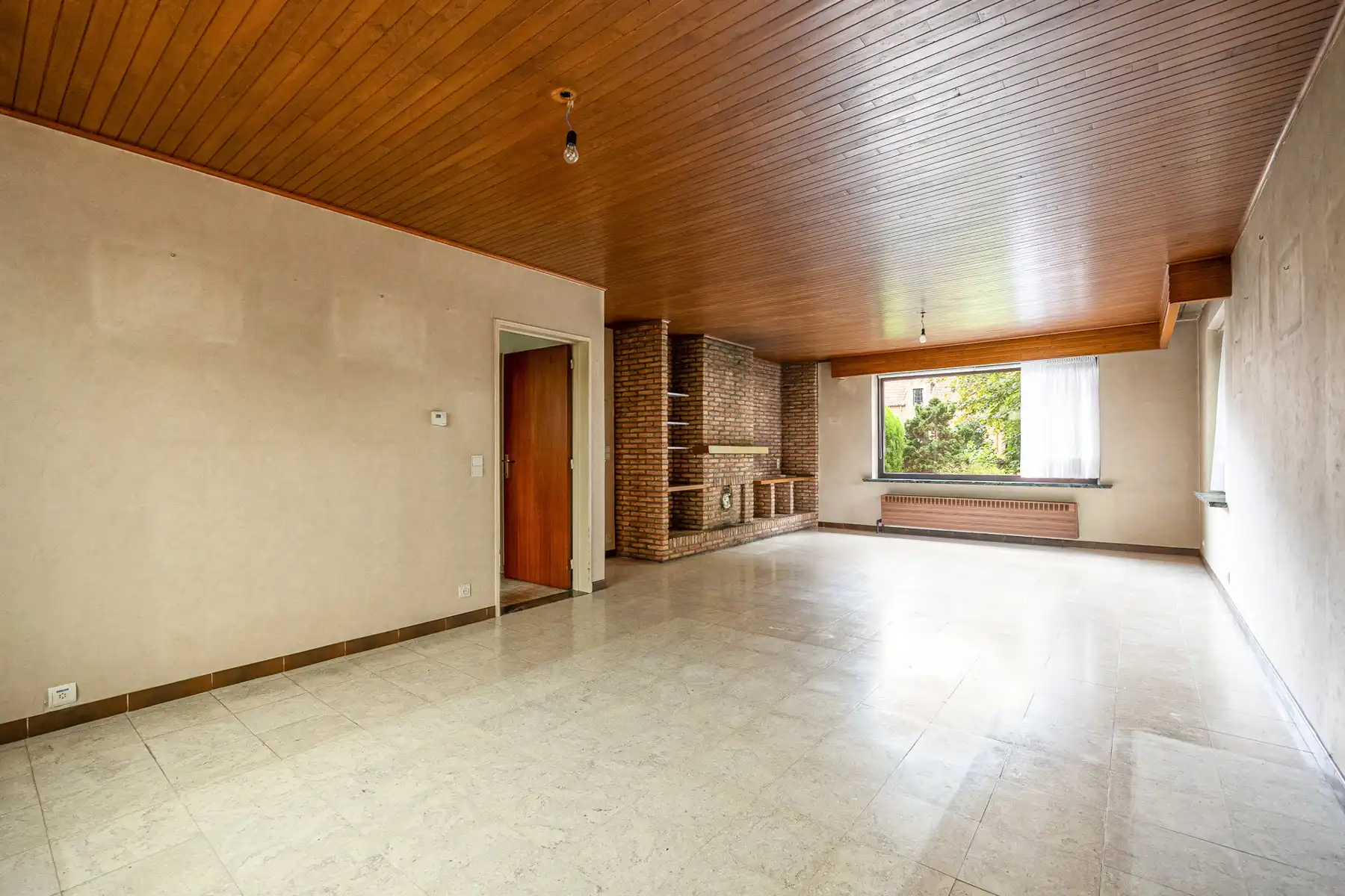 Laagbouwvilla op residentieel perceel van ca. 1.783 m². foto 7