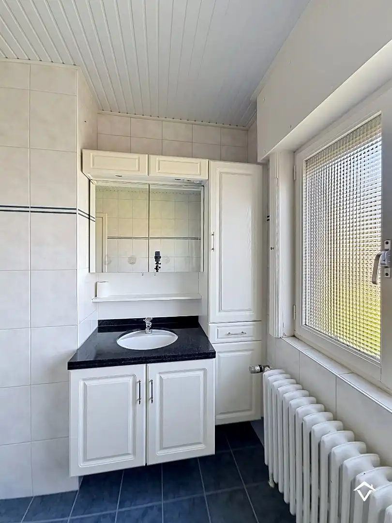 Gezinswoning met polyvalente ruimte, vijf slaapkamers en inpandige garage te Koekelare foto 11
