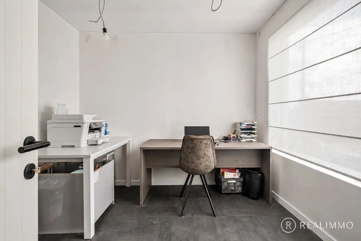 Gerenoveerde woning met 5 slaapkamers in Desselgem foto 3
