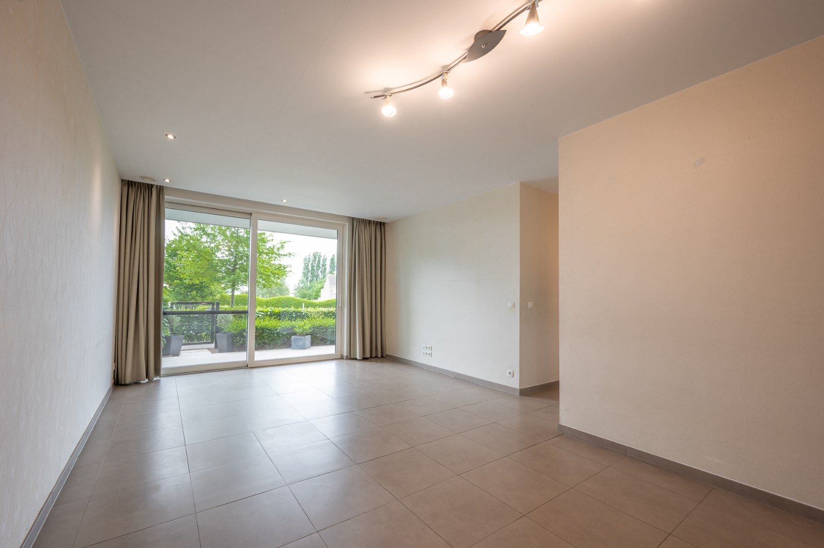 Recent appartement op rustige ligging nabij het Lappersfortbos te Brugge foto 4
