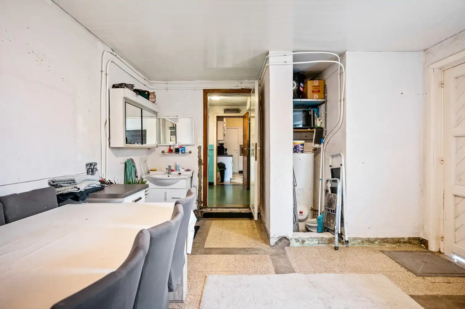 Ruime woning met 3 slpkrs foto 15