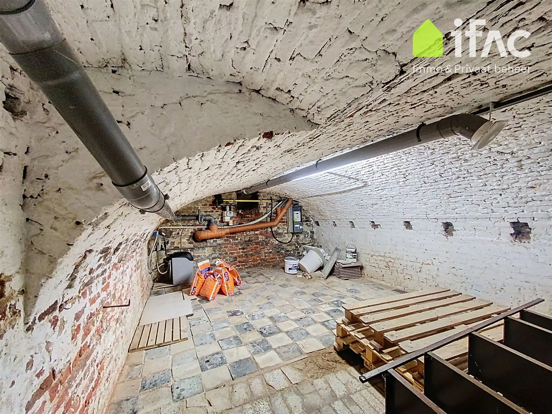 Gezellige rijwoning met 2 slaapkamers en terras foto 12