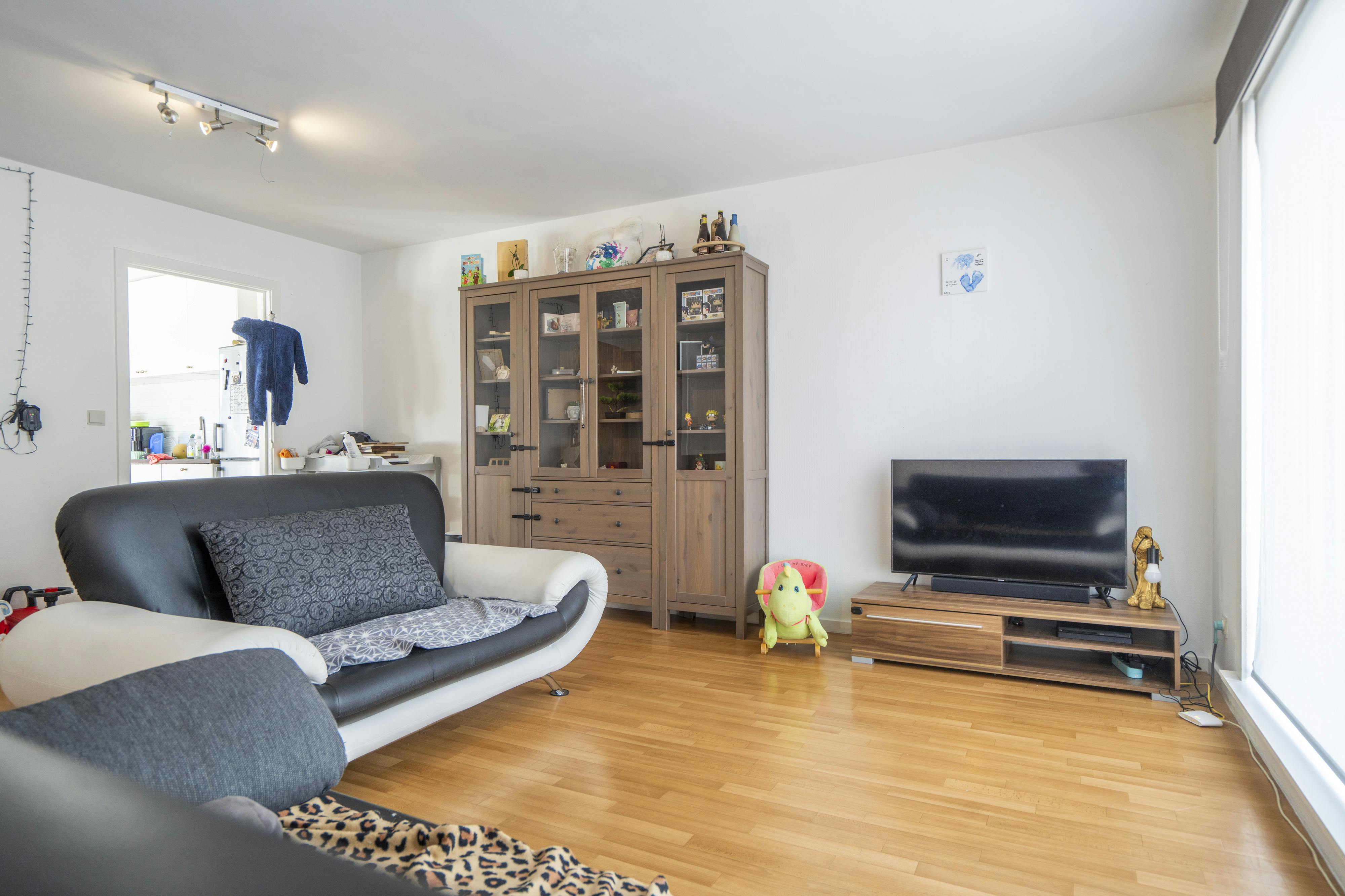 Instapklare bel-etage met 3 slaapkamers woning te koop in Wevelgem foto 3