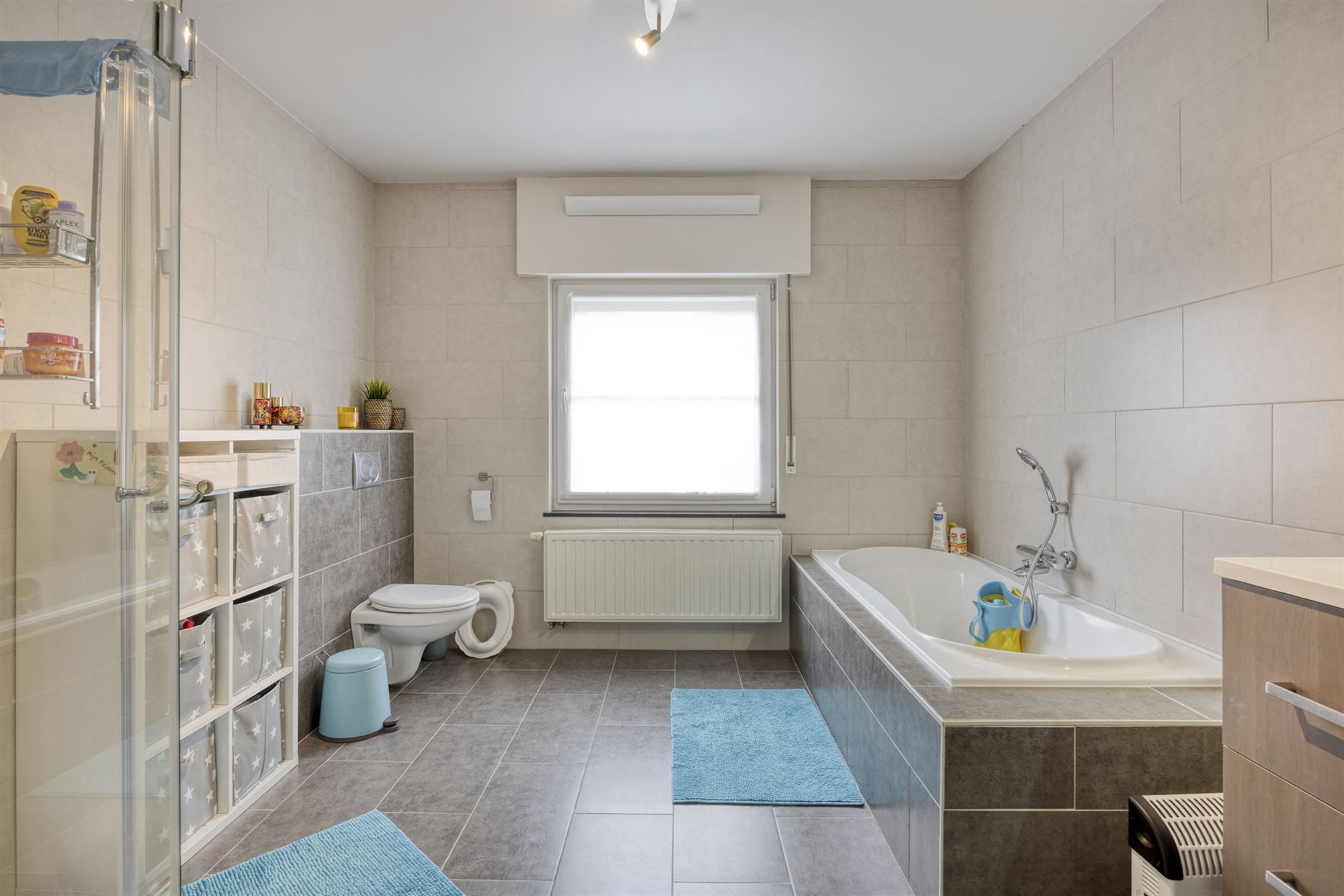 Ruime energiezuinige gezinswoning met 4 slaapkamers foto 7