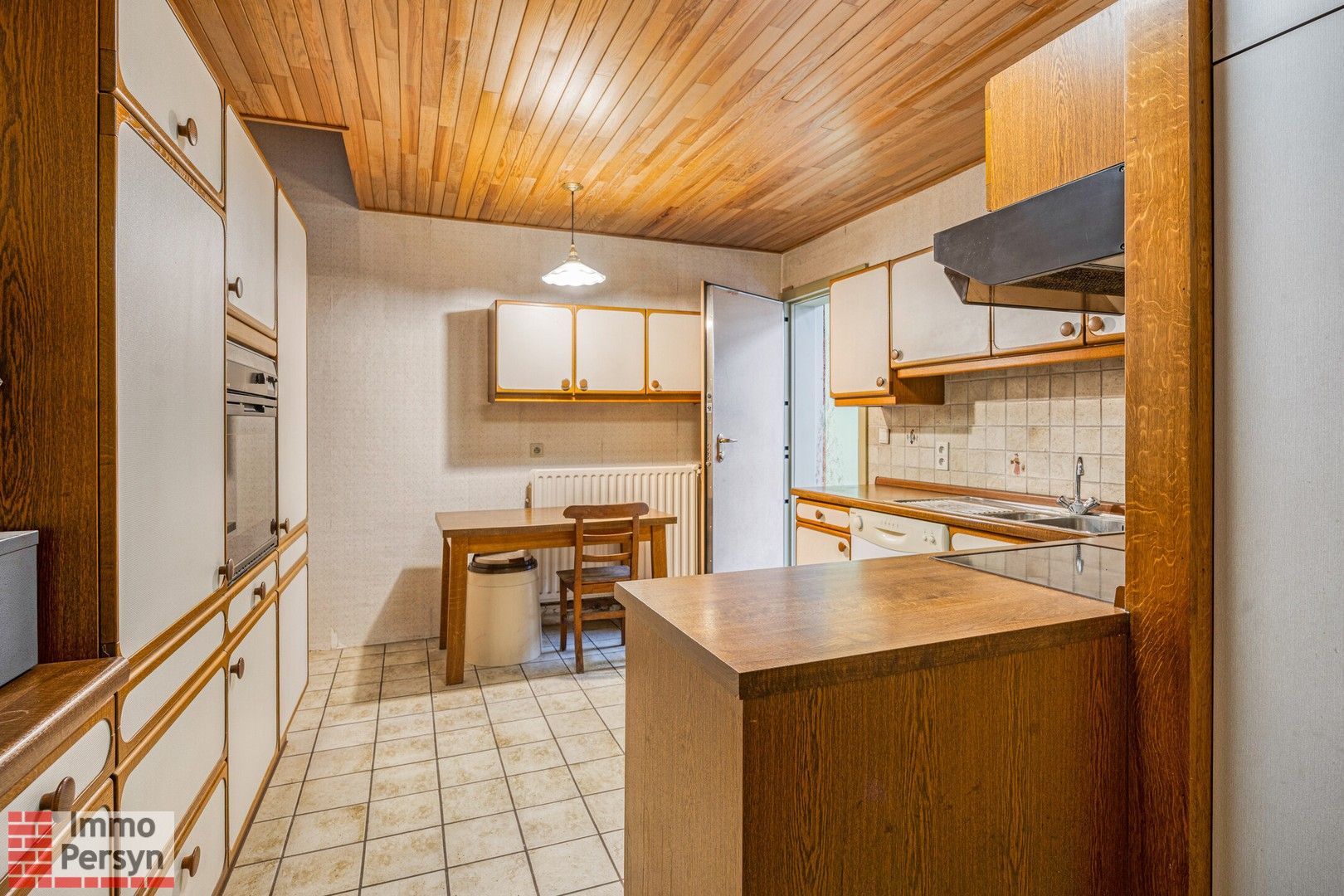 Droomlocatie aan de Basiliek: Woon- en Handelspand met Ongekend Potentieel! foto 9