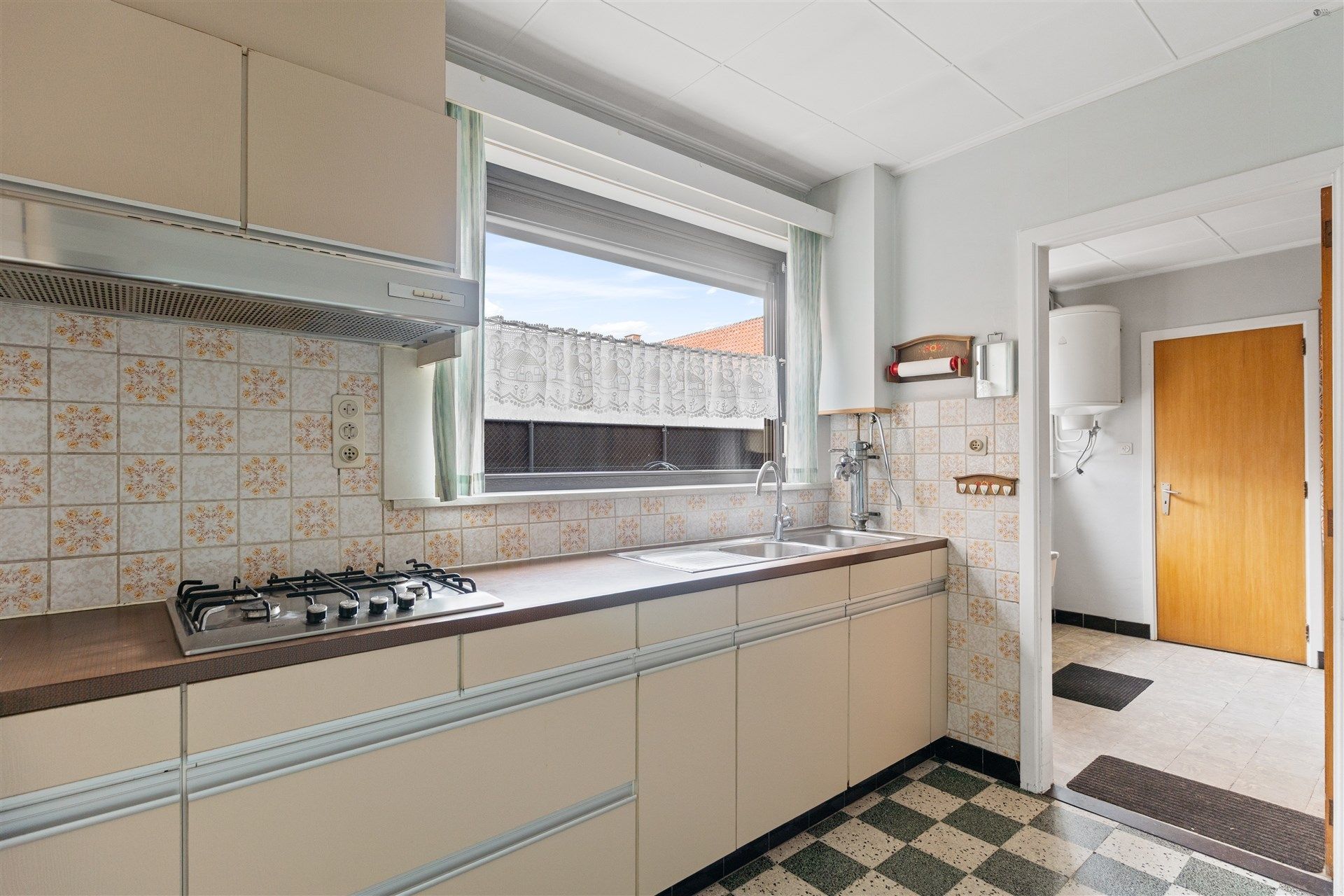 Ruim te renoveren halfopen bebouwing foto 7