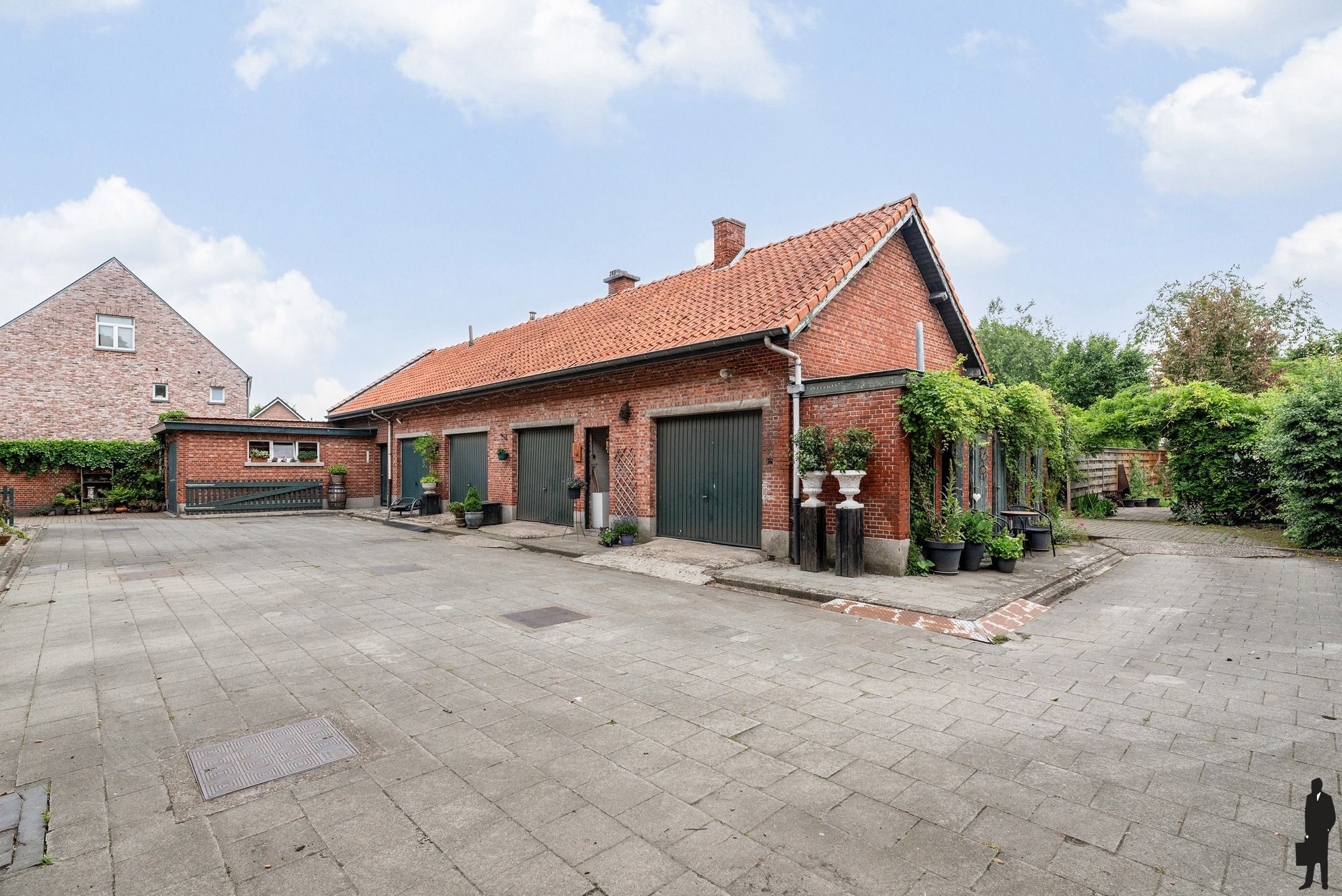 5 woningen gelegen in de oude Rijkswachtkazerne op ca. 1520m² te Meerle! foto 8