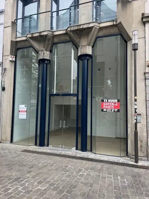 Handelspand te huur in hartje centrum Hasselt foto 2