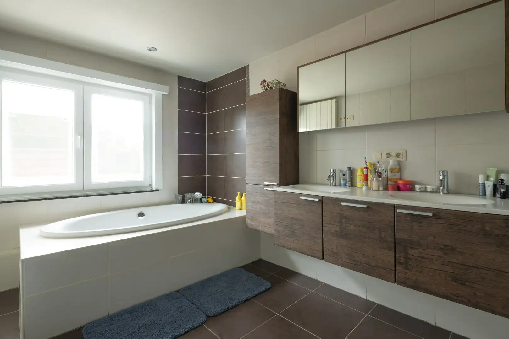 Knappe instapklare woning te koop in Peer! foto 11