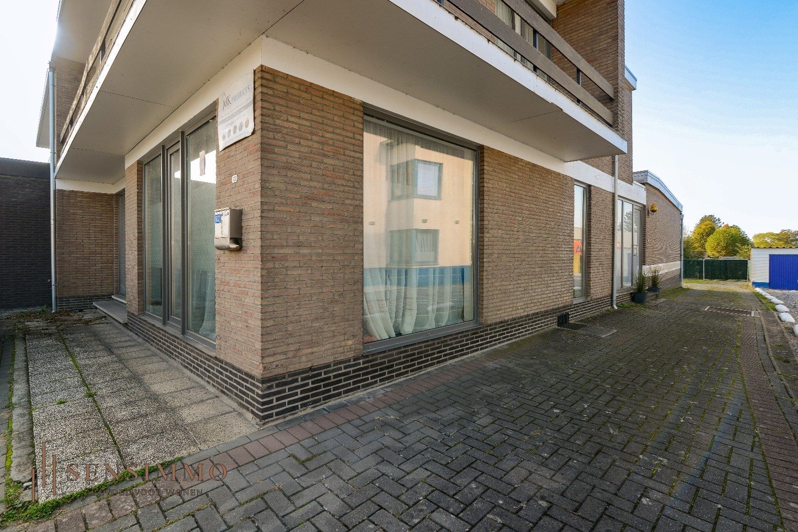 Ruime half open bebouwing met 6 slaapkamers, garage en tuin met energielabel B in Maasmechelen  foto 23