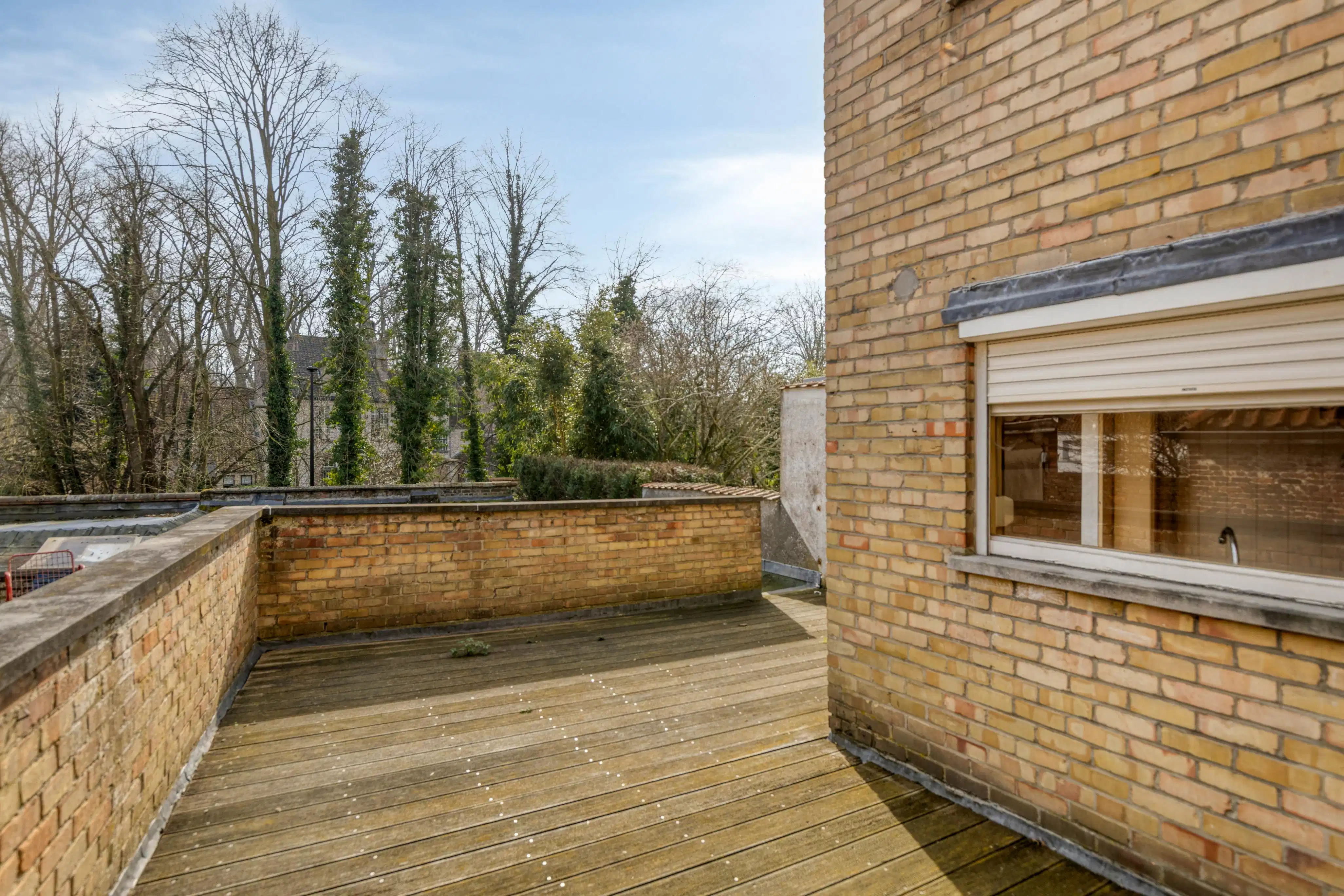 Te renoveren huis met inpandige garage (5) in hartje Brugge foto 5