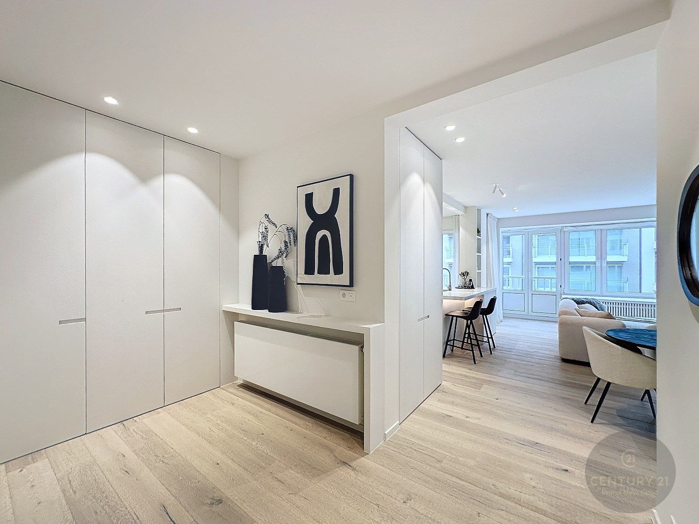 PRACHTIG gerenoveerd 3 slpk appartement foto 3