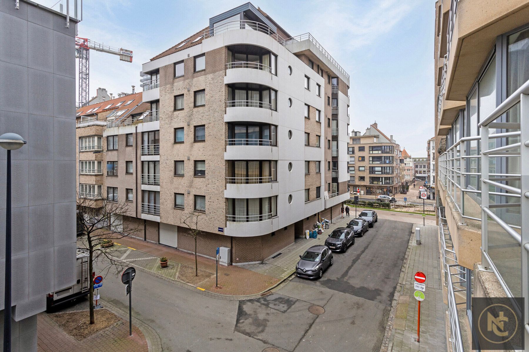 Stijlvol dakappartement met 1 slaapkamer en autostaanplaats foto 26