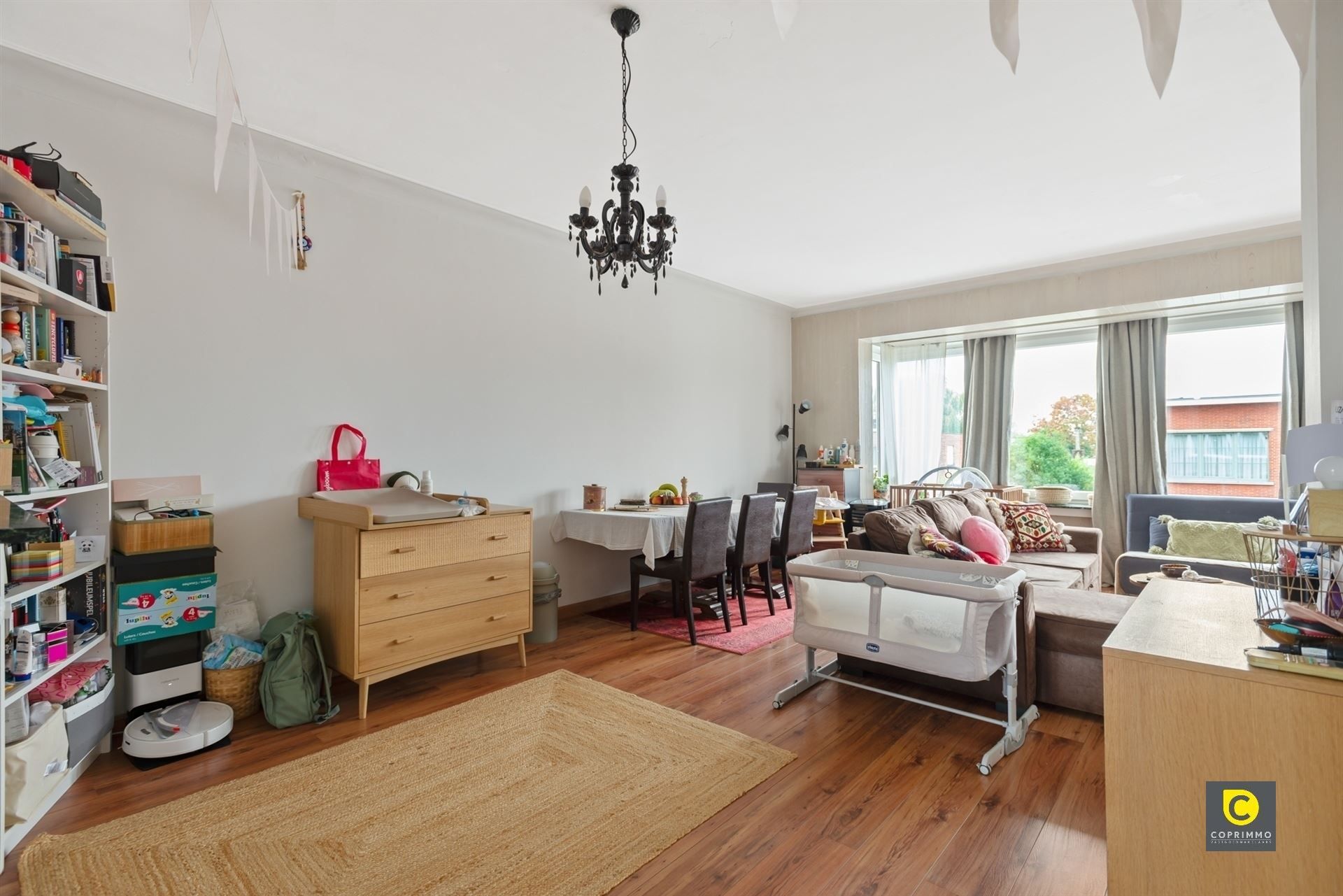 Unieke woning met 450 m² magazijn & showroom foto 10