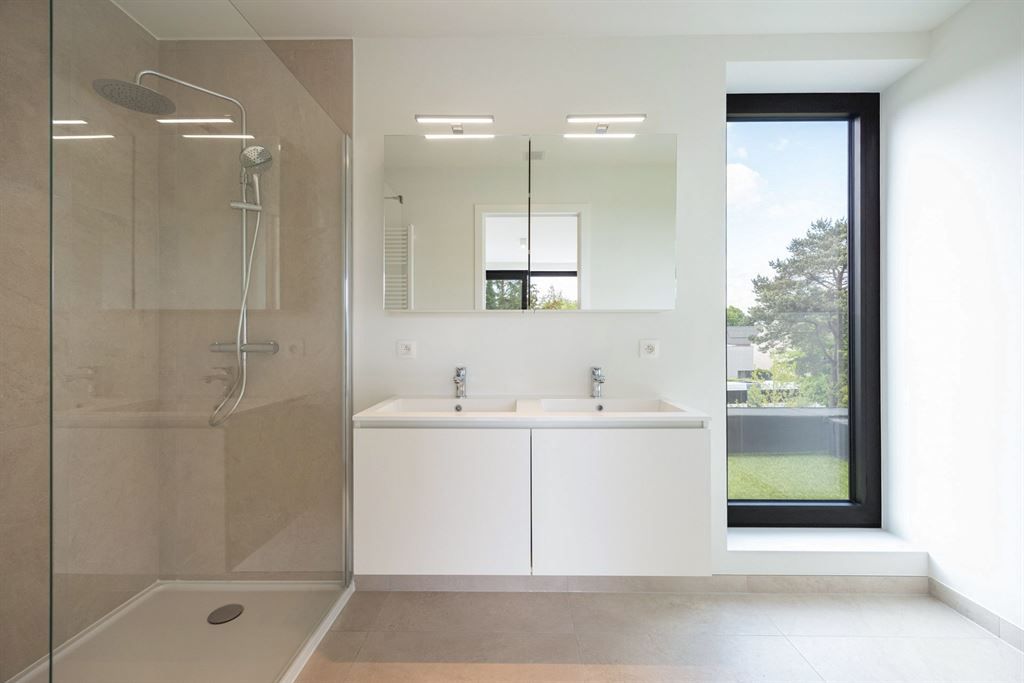 Moderne half-open nieuwbouwwoning met zicht op de Kempische Vaart foto 10