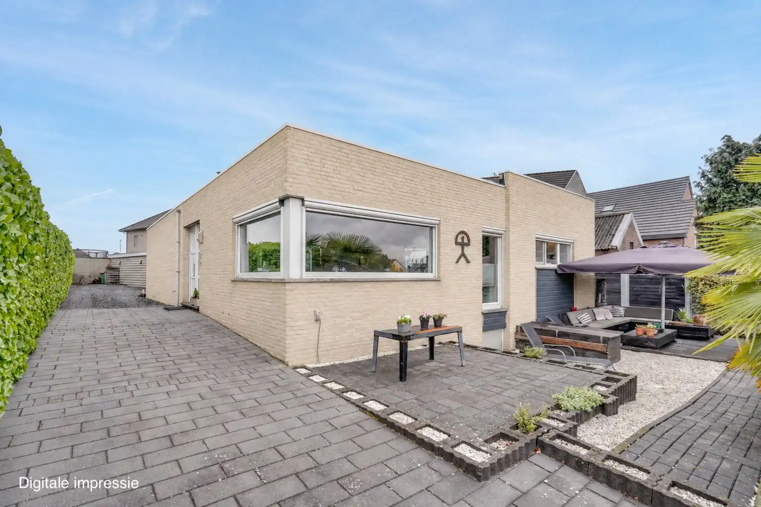 GELIJKVLOERSE WONING MET EPC LABEL A OP EEN RUSTIGE LOCATIE NABIJ MAASTRICHT !  foto 3
