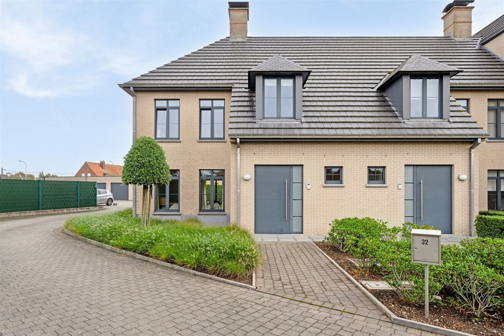 ()=>{if(producerUpdateValueVersion(node),producerAccessed(node),node.value===ERRORED)throw node.error;return node.value} Mulderstraat 32 - 9800 SINT-MARTENS-LEERNE