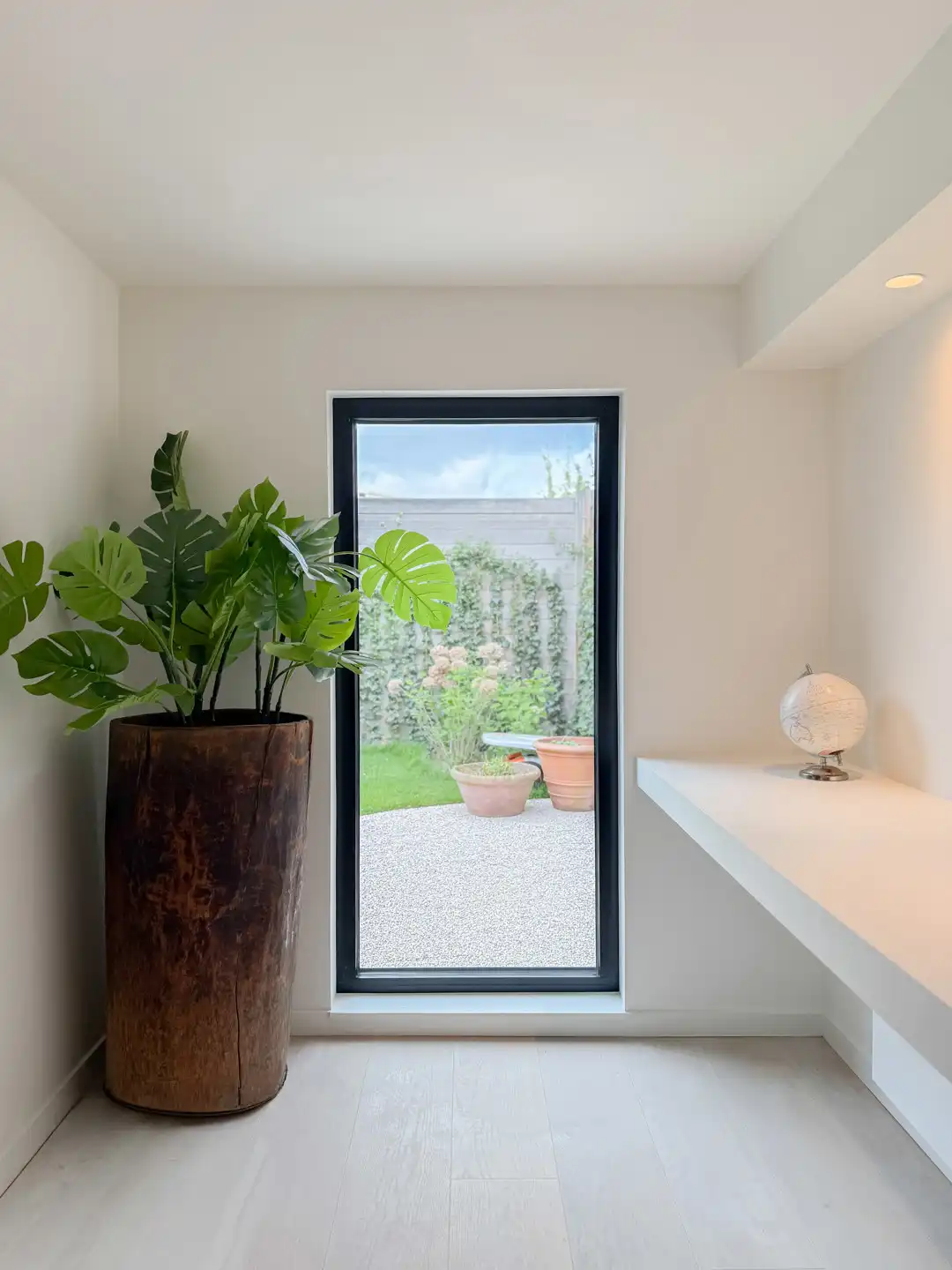 Gerenoveerde woning met zonnige tuin nabij de Graaf Jansdijk foto 29