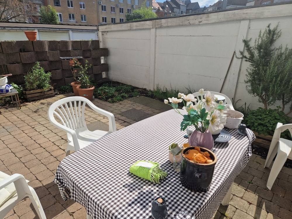 Gelijkvloers appartement met tuintje... foto 12
